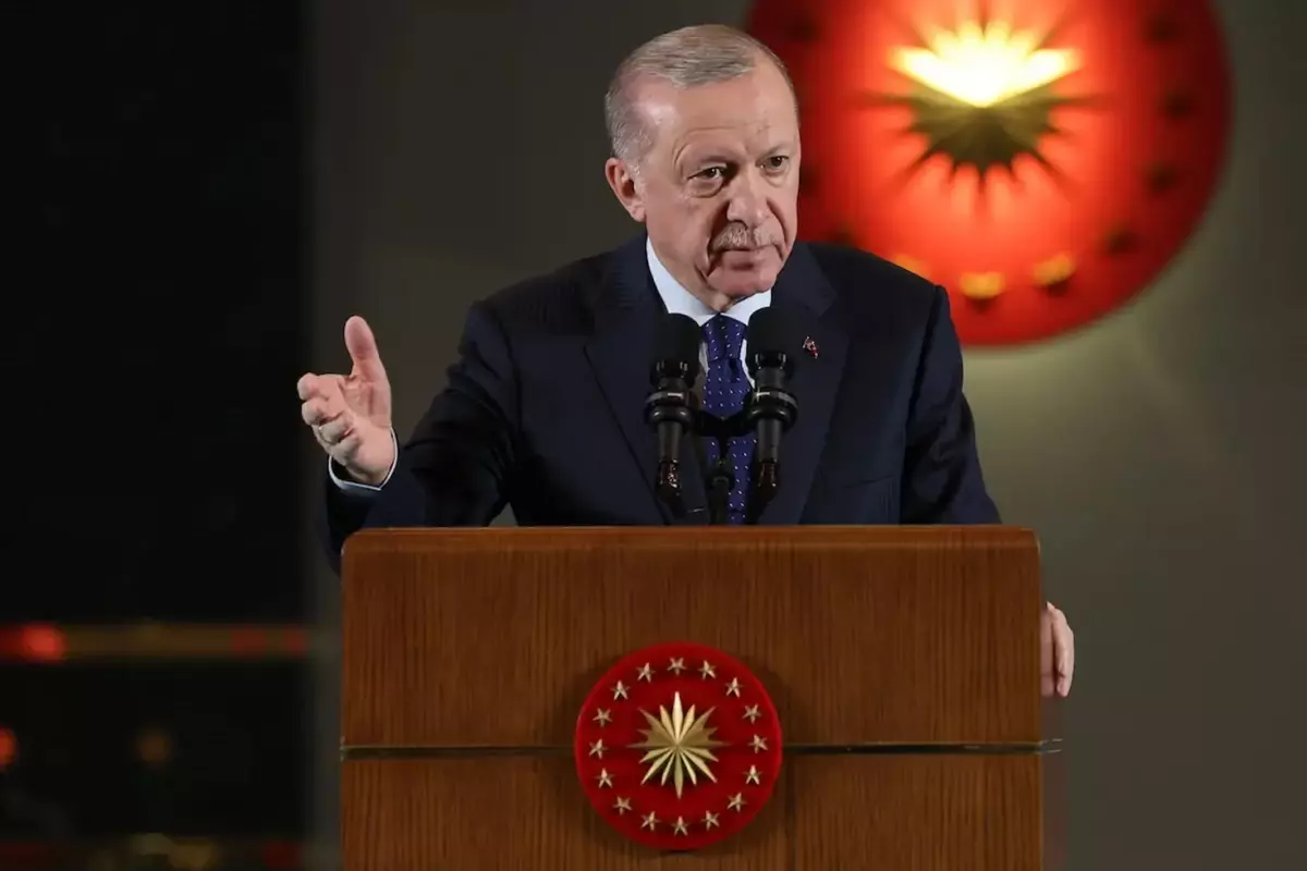 Tehlikeyi sezen Cumhurbaşkanı Erdoğan, MYK toplantısında partilileri uyardı