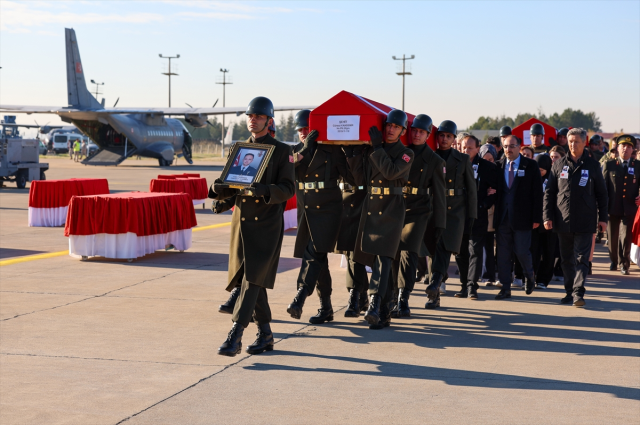turkiye 20 sehidini ugurluyor torende yurek 19253050 7383 m