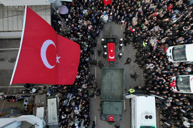 turkiye sehitlerini ugurladi 19254401 6325 m