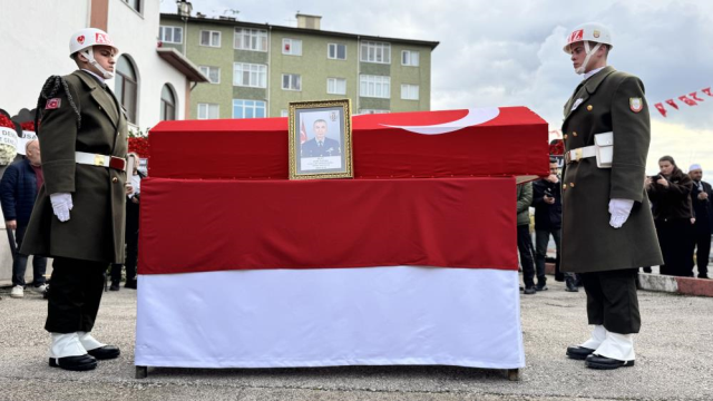 turkiye sehitlerini ugurladi 19254401 709 m