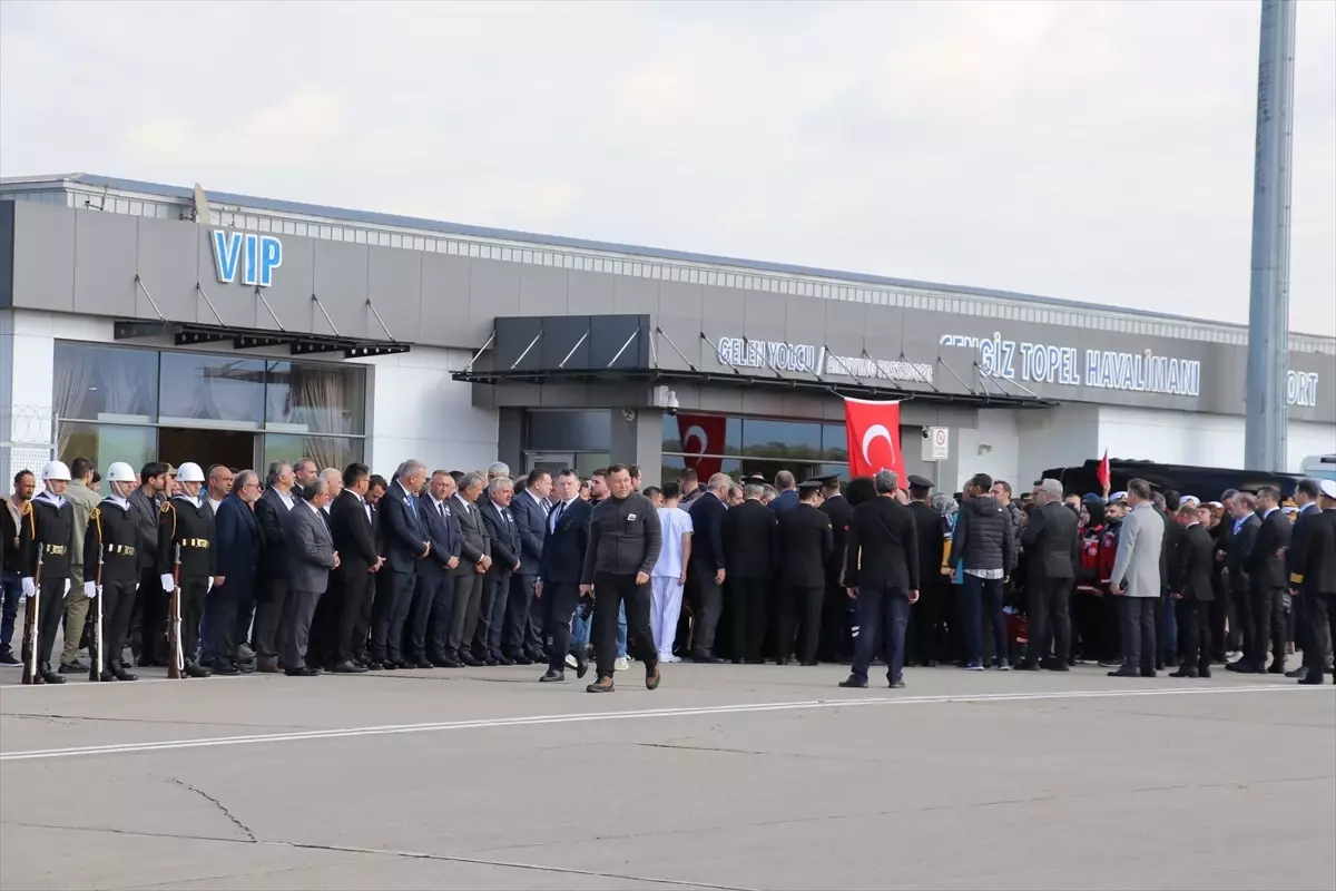 Türkiye şehitlerini uğurluyor