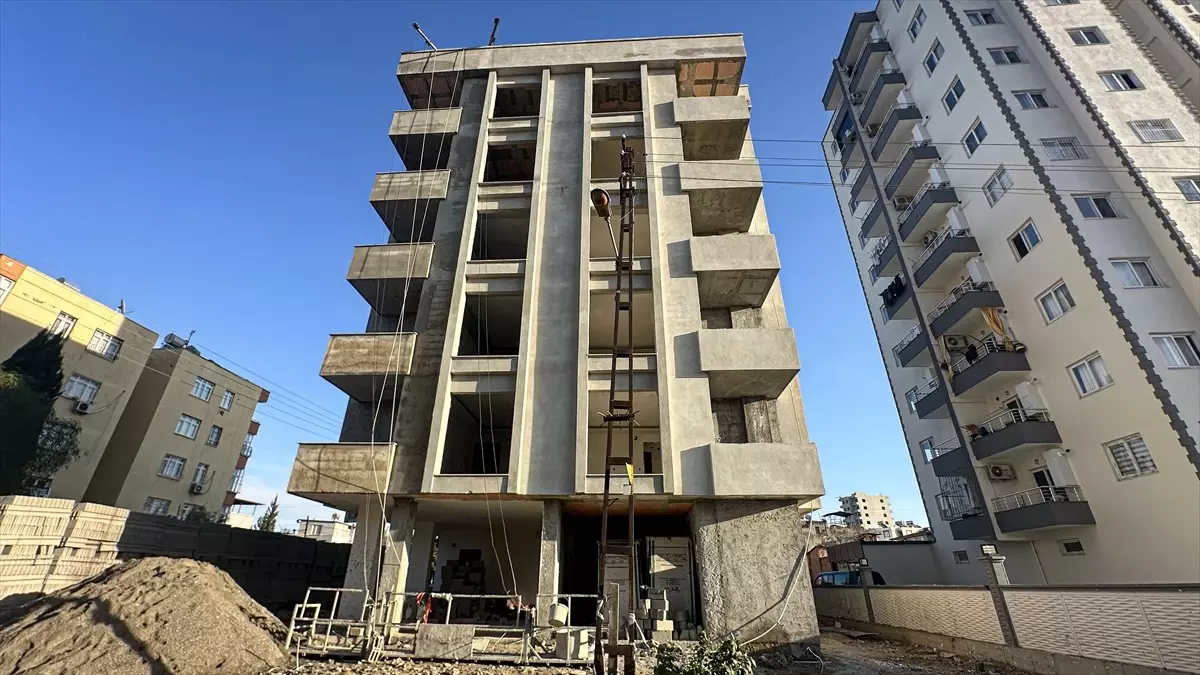 Adana'da İnşaatta İş Kazası: Bir İşçi Hayatını Kaybetti