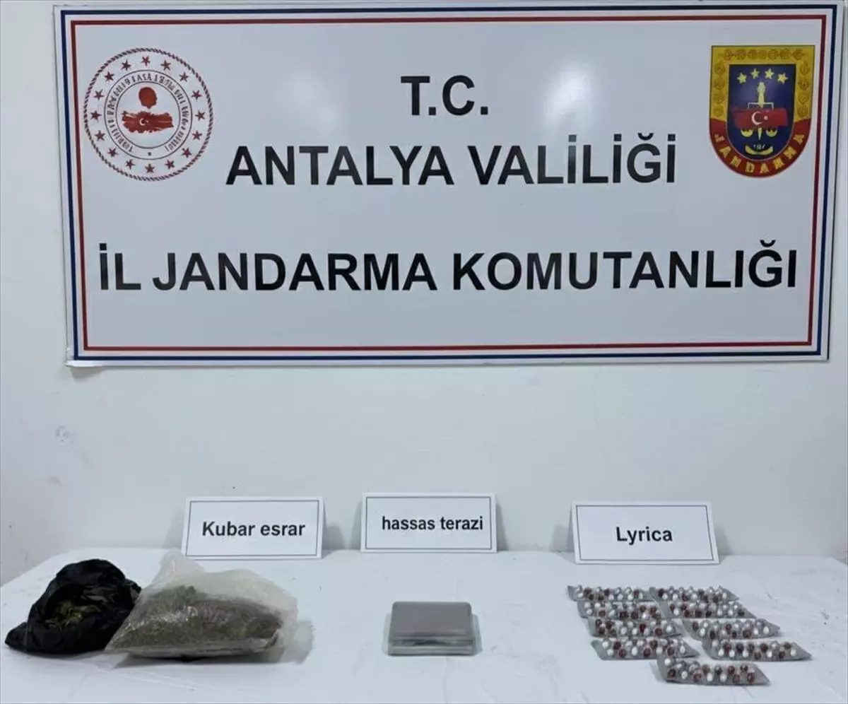 Alanya'da Uyuşturucu Operasyonu: 5 Zanlı Gözaltında