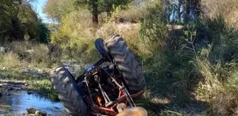 Traktör Devrildi, Sürücü Hayatını Kaybetti