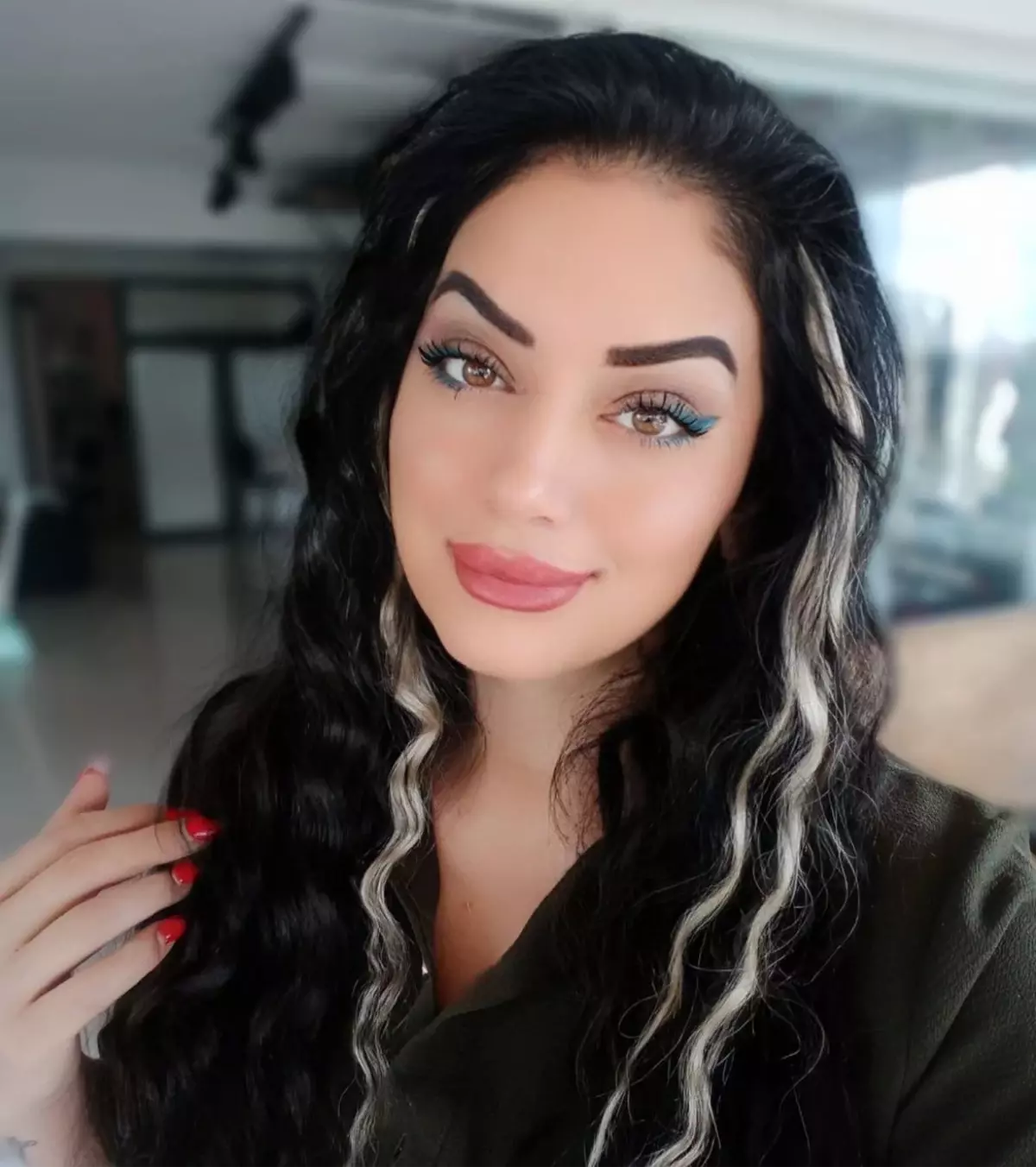 Bursa'da Eski Sevgilisi Tarafından Vurulan Şarkıcı Yasemin Bulut'un Görüntüleri Ortaya Çıktı