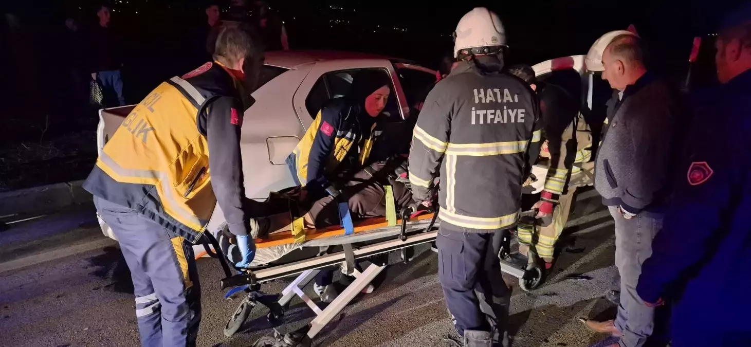 Kırıkhan'da Trafik Kazası: 4 Yaralı