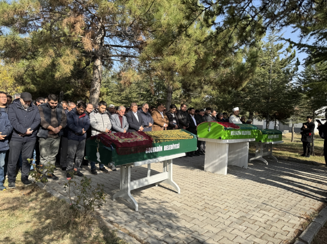 Gıda zehirlenmesi şüphesiyle ölen anne çocukları ile birlikte torağa verildi 4 istanbul da gida zehirlenmesinden hayatini 19256794 9689 m