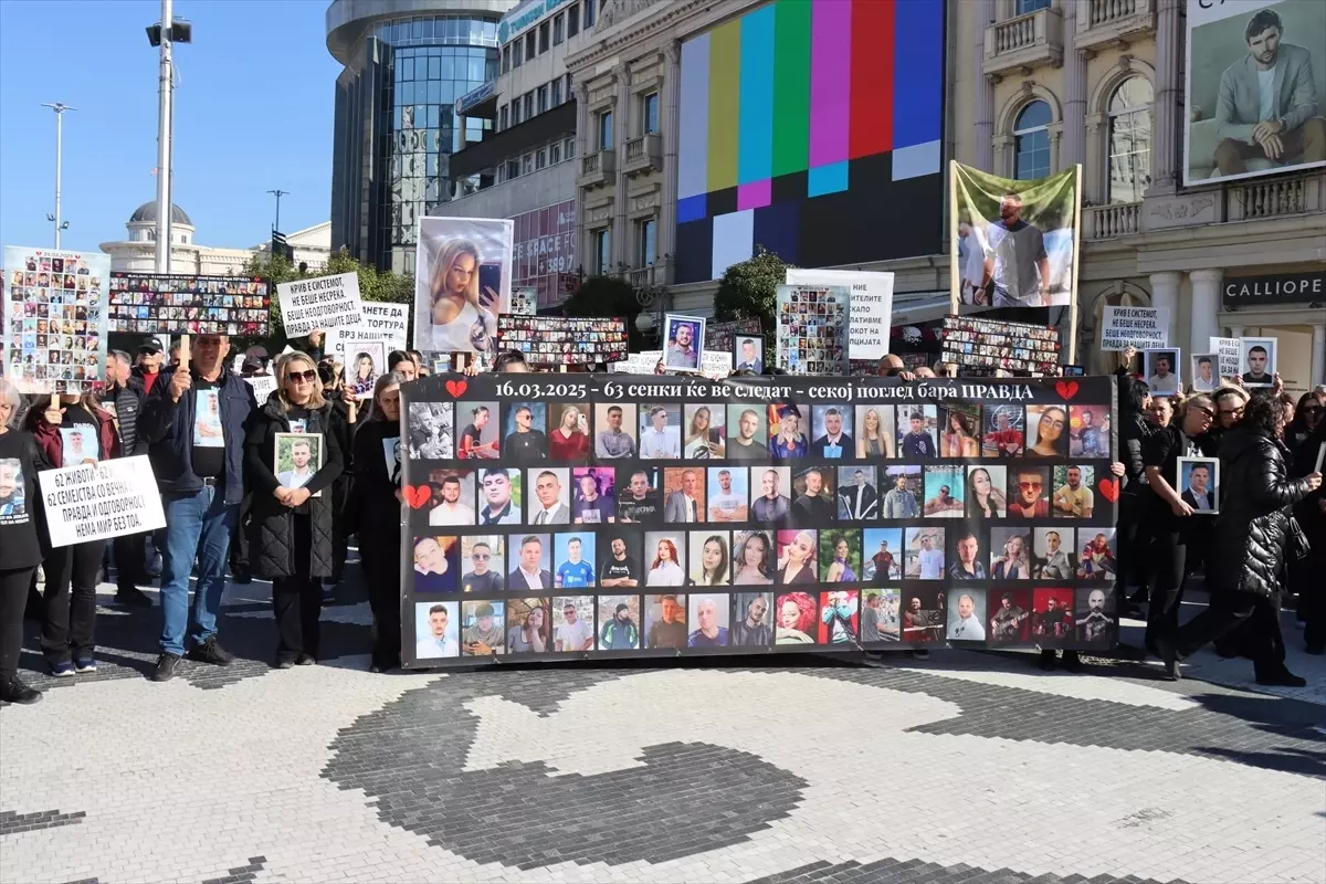 Koçani Yangınında Hayatını Kaybedenler İçin Yürüyüş Düzenlendi