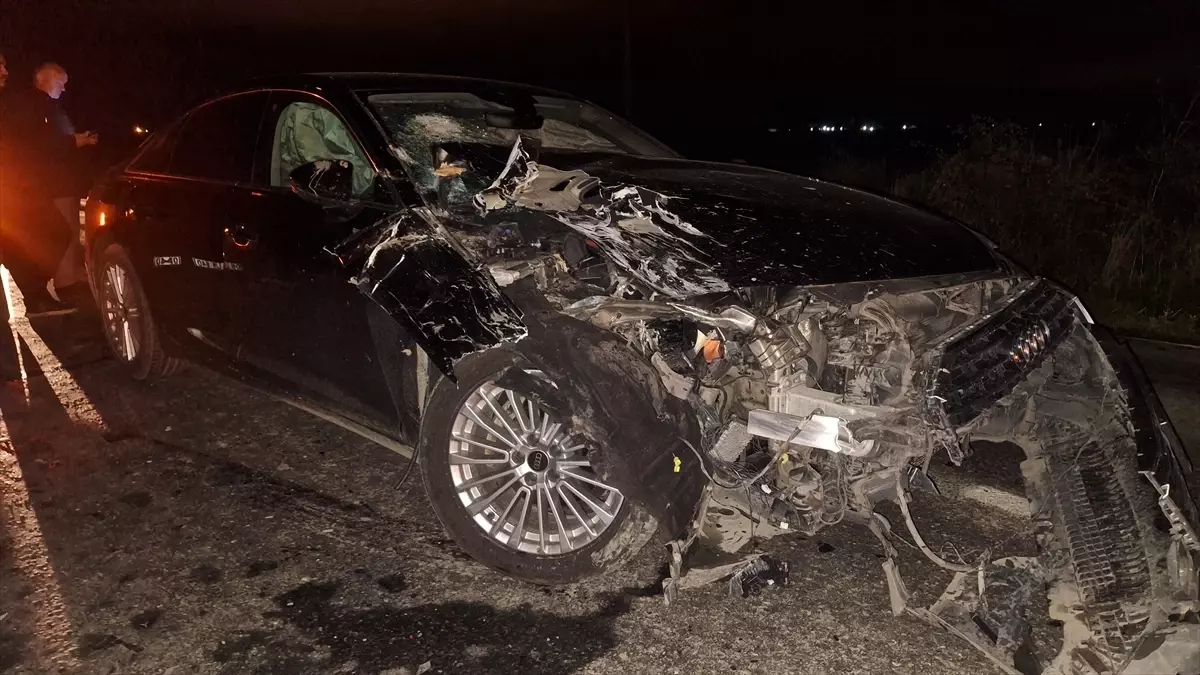 Bafra'da Zincirleme Trafik Kazası: İki Yaralı