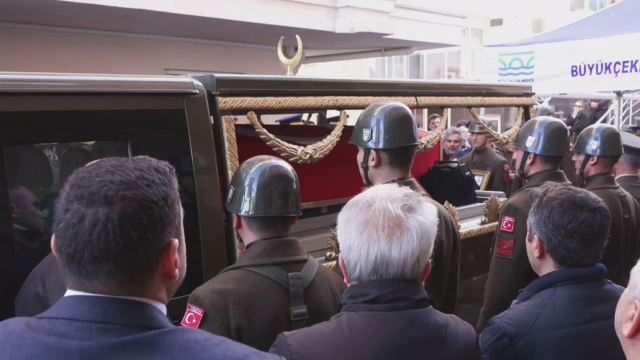 sehit pilot yarbay gokhan korkmaz son yolculuguna 19256576 4648 m