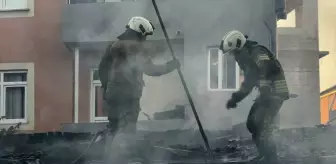 Ümraniye'de İş Yeri Deposunda Yangın