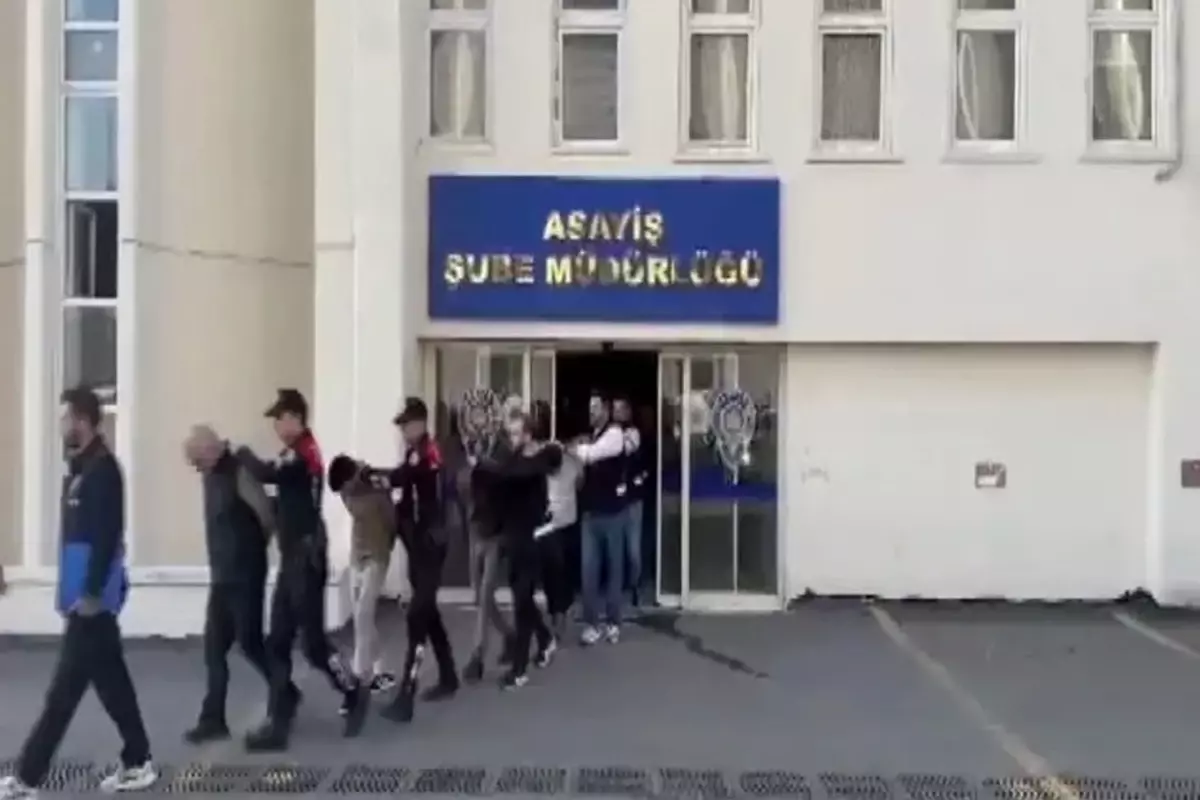 Ankara'da 'Aşk' tuzakları: 11 kişi fuhuş ve dolandırıcılıktan gözaltında