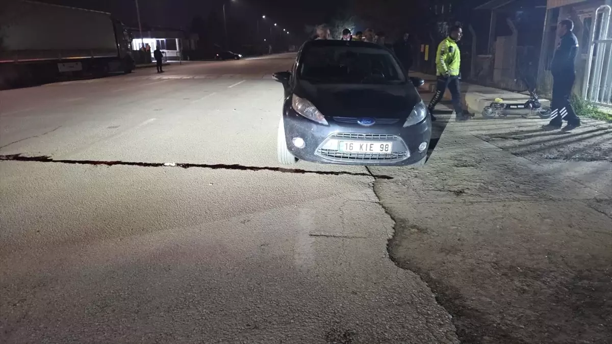 İnegöl'de Skuter Kazasında Sürücü Ağır Yaralandı