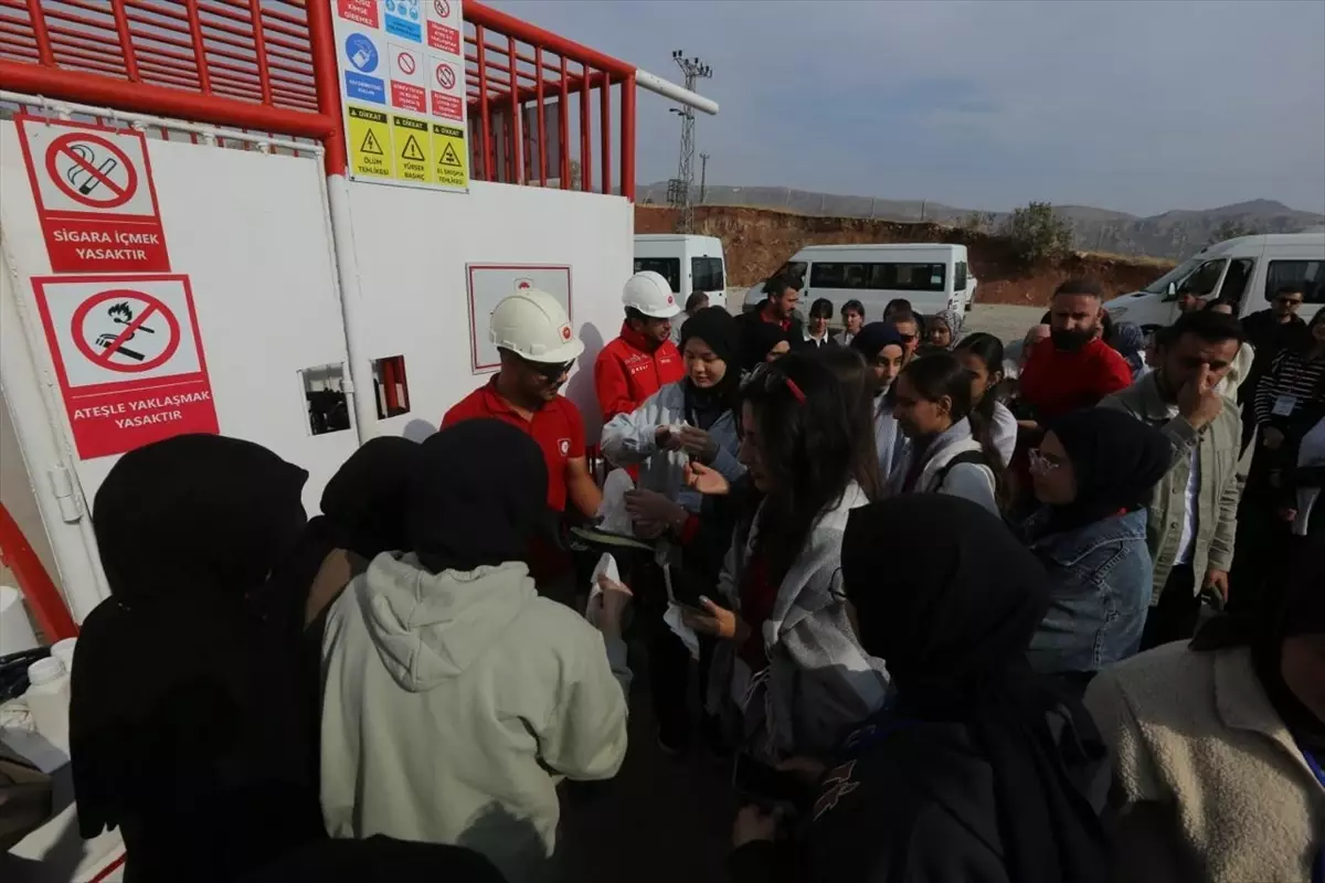 Enerji ve Tabii Kaynaklar Bakanlığı Gabar'da öğrencileri ağırladı