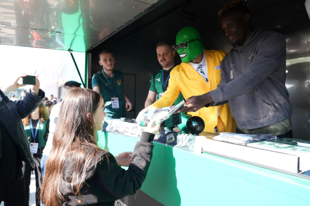 galatasaray a da gol atan agyei ye sevgi seli 19259620 2569 m