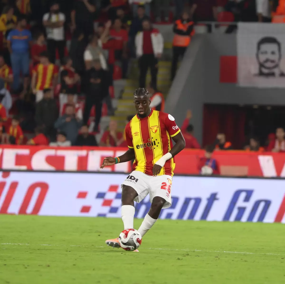 Göztepe'nin Afrikalı Oyuncuları Afrika Kupası'nda İki Ay Takımdan Uzak Kalacak