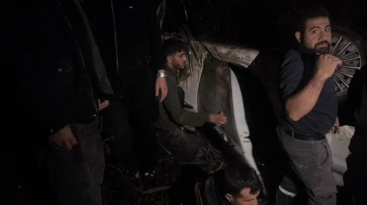 Hatay'da Dur İhtarı Dikkate Almayan Araç Devrildi, 9 Kaçak Göçmen Yakalandı
