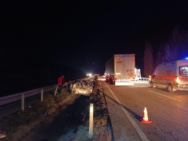 otostopla bindigi aracin takla atmasi sonucu 19257895 3841 m