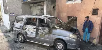 İlkadım'da Hafif Ticari Araçta Yangın!