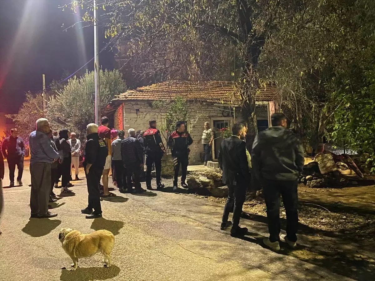 Serik'te Müstakil Evde Yangın Çıktı