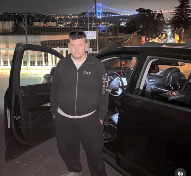 Trafikte yol verme kavgasında yaralanan genç: En yanlış insanı vurdular 4 trafikte yol verme kavgasinda yaralanan genc en 19258086 650 m