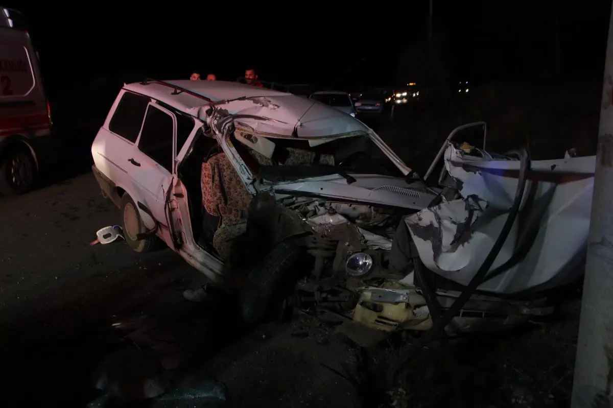 Muğla'da Alkollü Sürücüyle Kaza: Anne ve Kızı Yaralandı