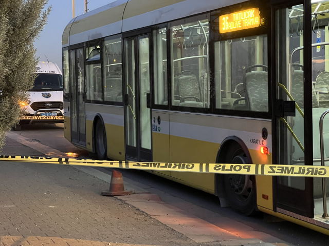 Stabbed in front of his wife on the municipal bus