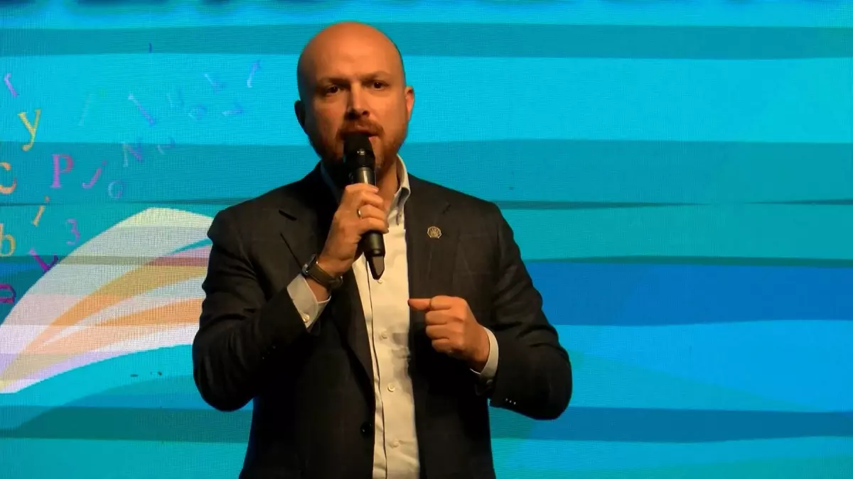 TÜGVA'nın Ortaokul Kitap Kurdu Yarışması Bursa'da Tanıtıldı