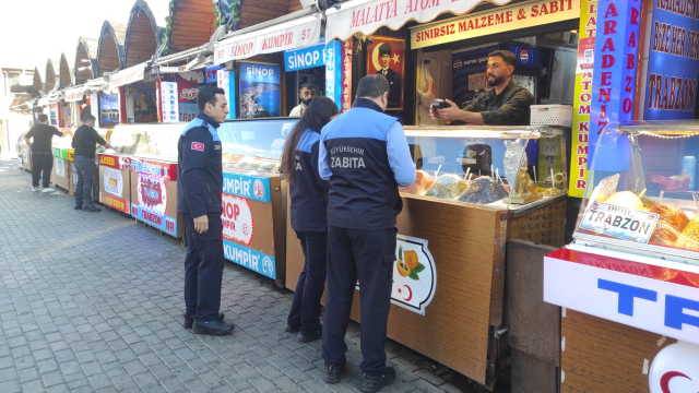 Böcek ailesinin zehirlendiği soruşturmada yeni gözaltılar 4 bocek ailesinin zehirlendigi sorusturmada yeni 19260212 5728 m