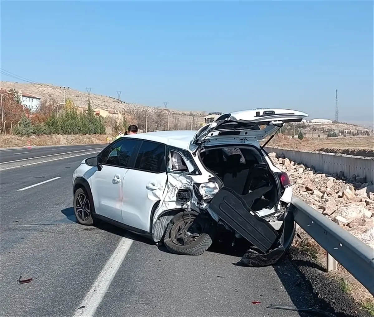 Çankırı'da Ambulans ve Otomobil Çarpıştı: 1 Yaralı