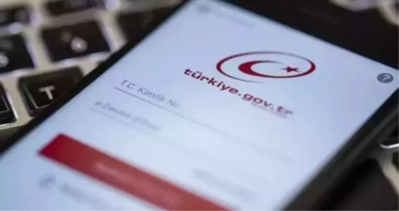 e-Devlet çöktü mü, e- Devlet sorun mu var, neden girilmiyor? 17 Kasım e-devlet ne zaman düzelecek?