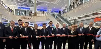 Elazığ'da Hükümlü ve Tutukluların Sanat Sergisi Açıldı