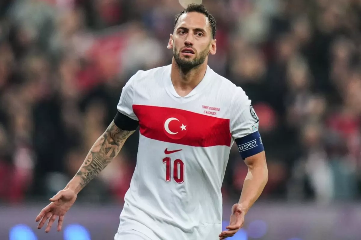 Galatasaray'dan Hakan Çalhanoğlu için yeni hamle