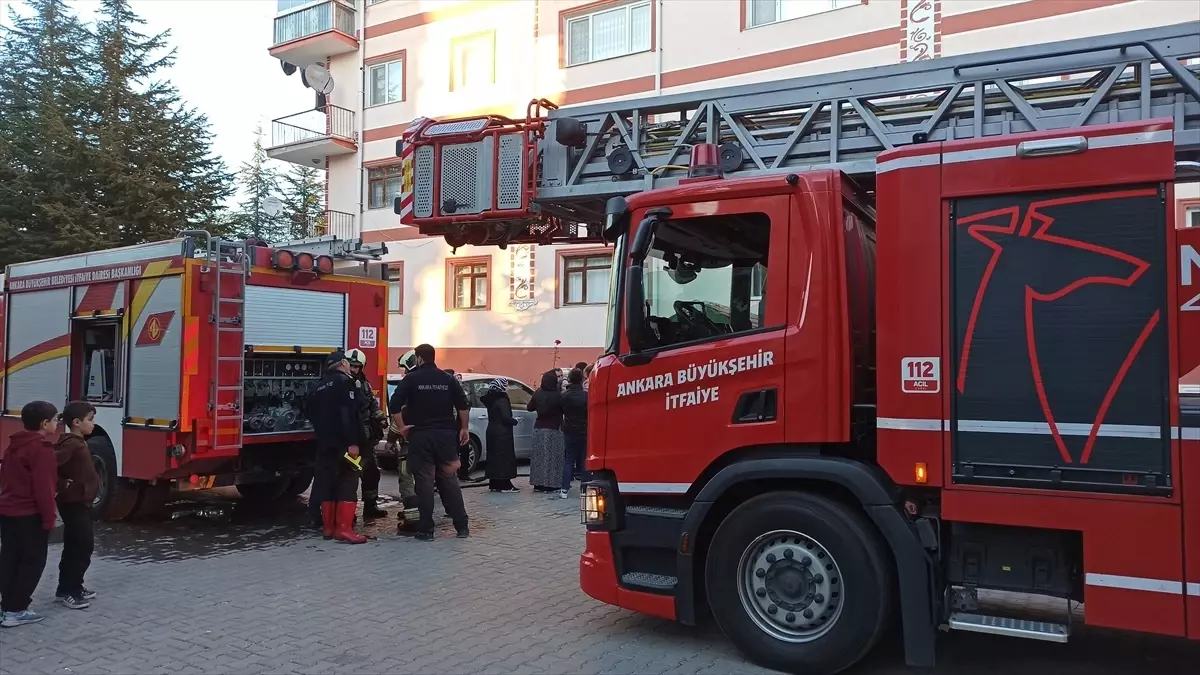 Kahramankazan'da Evinin Yangını Söndürüldü