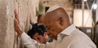 Koltuğu bırakmadan İsrail'e koştu, Eric Adams'tan tartışmalı veda