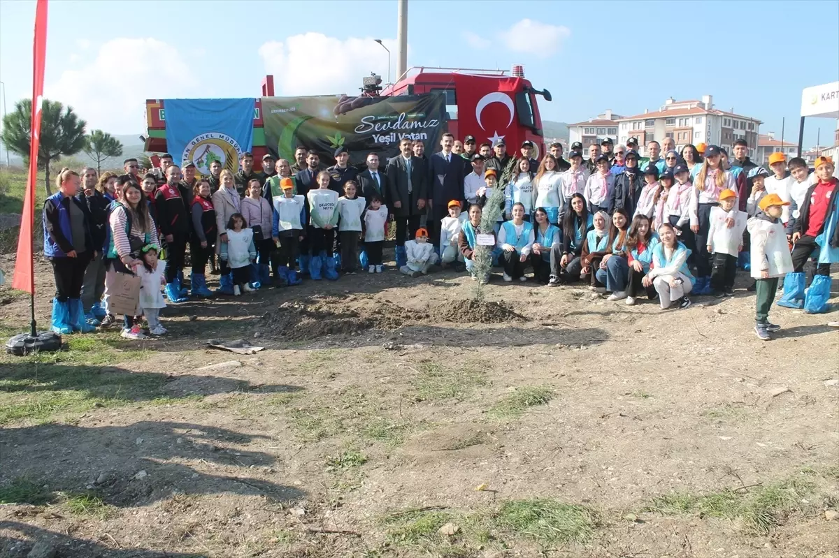 Manyas'ta ağaçlandırma etkinliği yapıldı