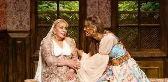 Sahne krizi büyüyor: Mine Koşan '7 Kocalı Hürmüz' müzikalinden çıkarılmasını yargıya taşıdı