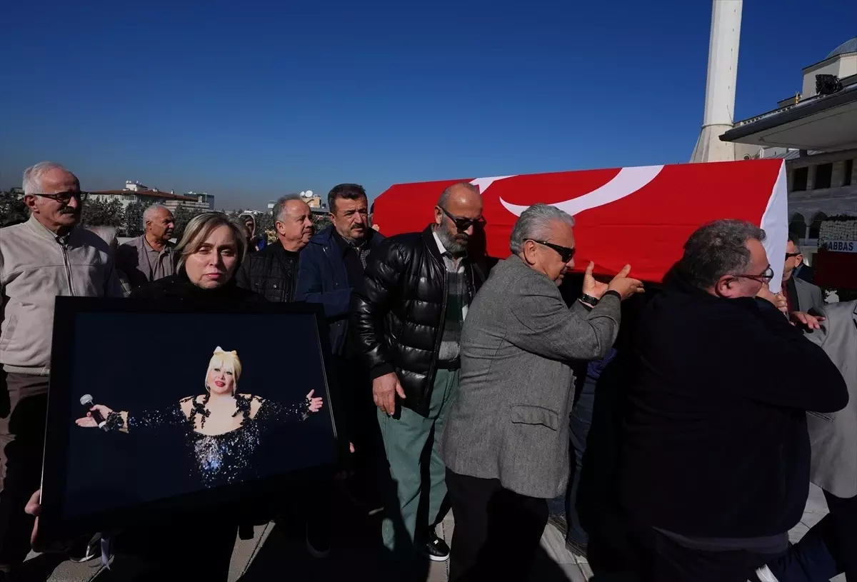 Muazzez Abacı, Son Yolculuğuna Uğurlandı