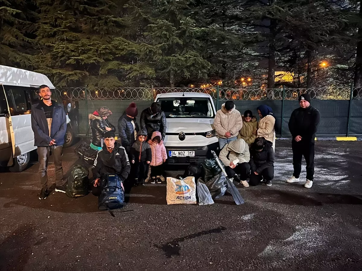 Tekirdağ'da 20 Düzensiz Göçmen ve 6 Şüpheli Yakalandı