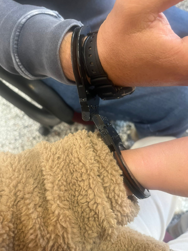 Yunanistan'dan Türk tatilcilere skandal muamele 3 yunanistan da turk tatilcilere skandal muamele 19260511 4486 m