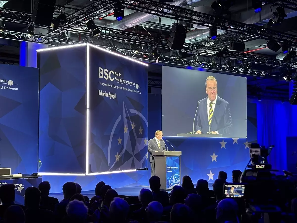 Almanya Savunma Bakanı Pistorius, Avrupa'nın Savunma Hazırlıklarının Artırılmasını İstedi