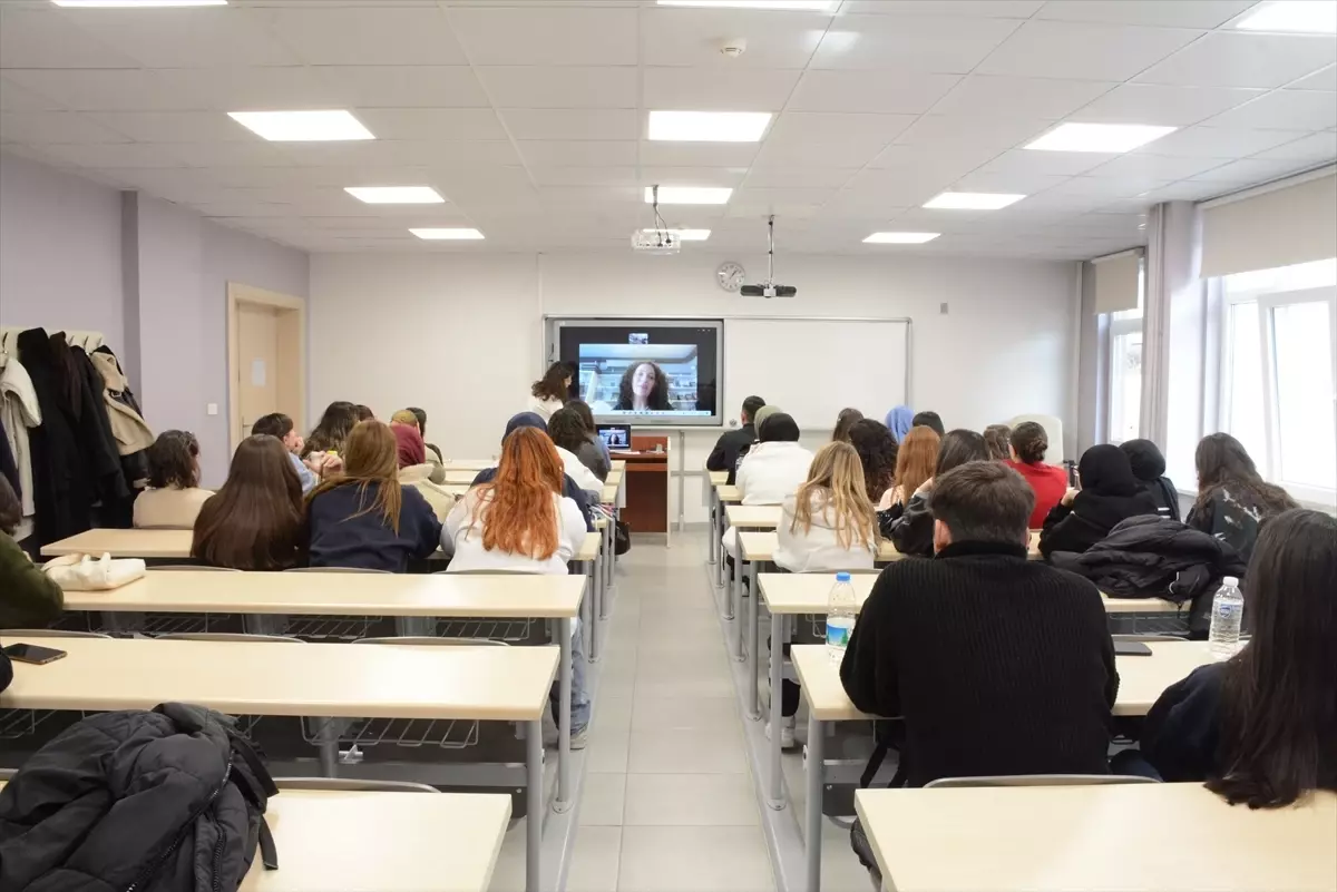 Anadolu Üniversitesi'nde 'Sosyal Hizmet Perspektifiyle Girişimcilik' Etkinliği