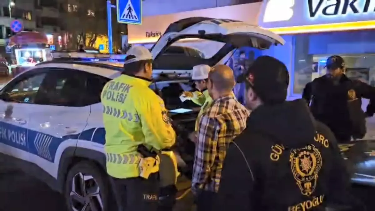 İstanbul'da 'Huzur İstanbul' Denetimi: Alkollü Sürücüye 9 Bin 200 Lira Ceza