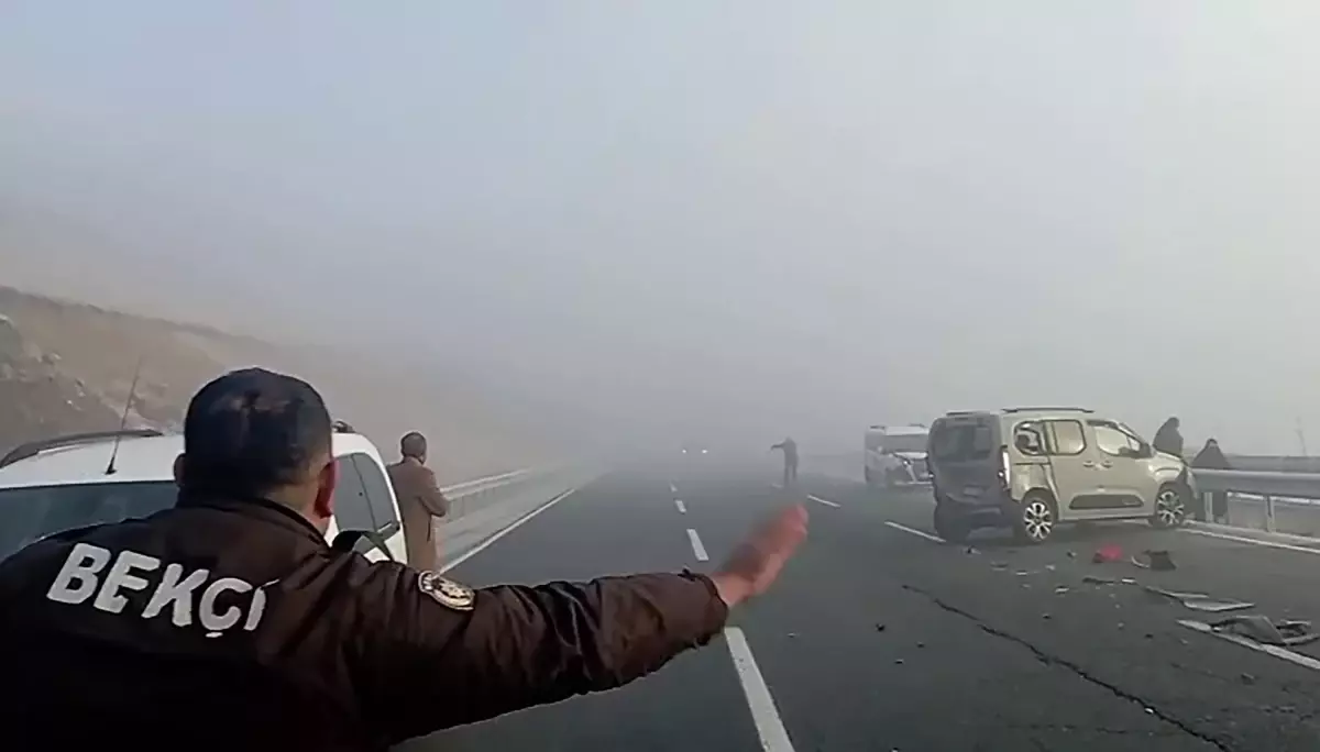 Erzurum ve Kars'ta Yoğun Sis ve Kazalar