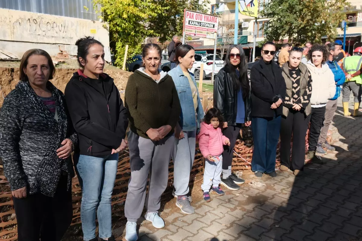 Haberi duyan Tuncelili sokağa döküldü! Hepsi birlikte nöbet tutmaya başladılar