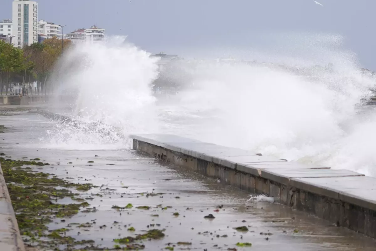 Marmara'da fırtına alarmı! BUDO seferleri iptal edildi