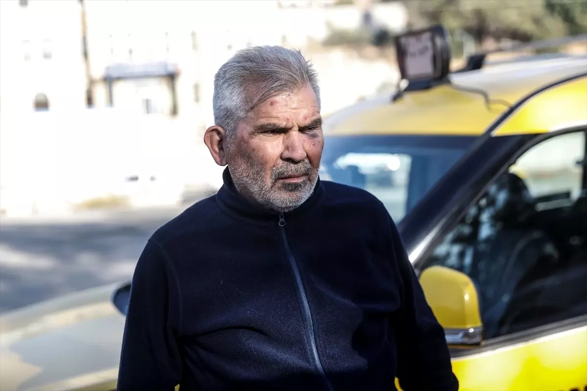 Mersin'de Taksici Darbedildi ve Bıçaklandı, Üç Şüpheli Gözaltına Alındı