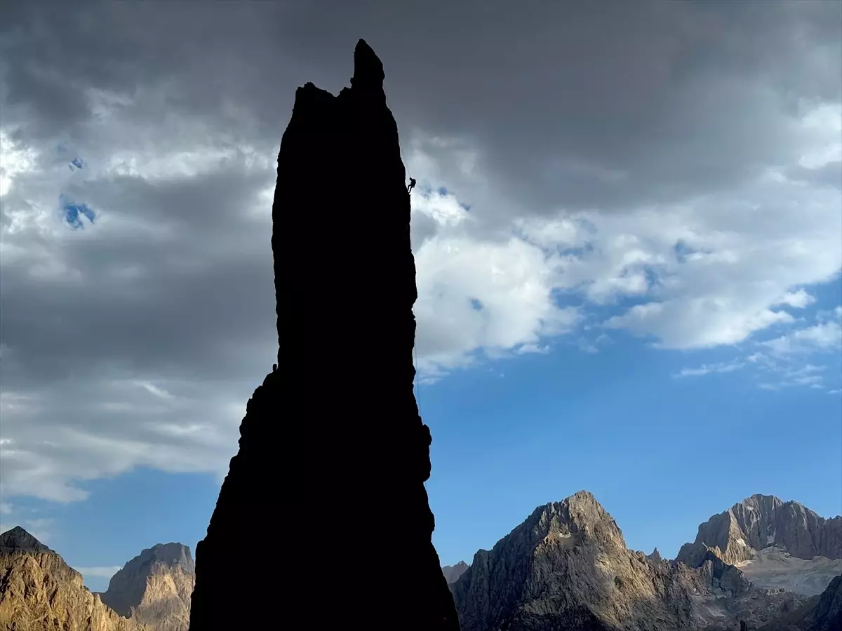 Hakkari'de 8 Yeni Dağ Tırmanış Rotası Açıldı
