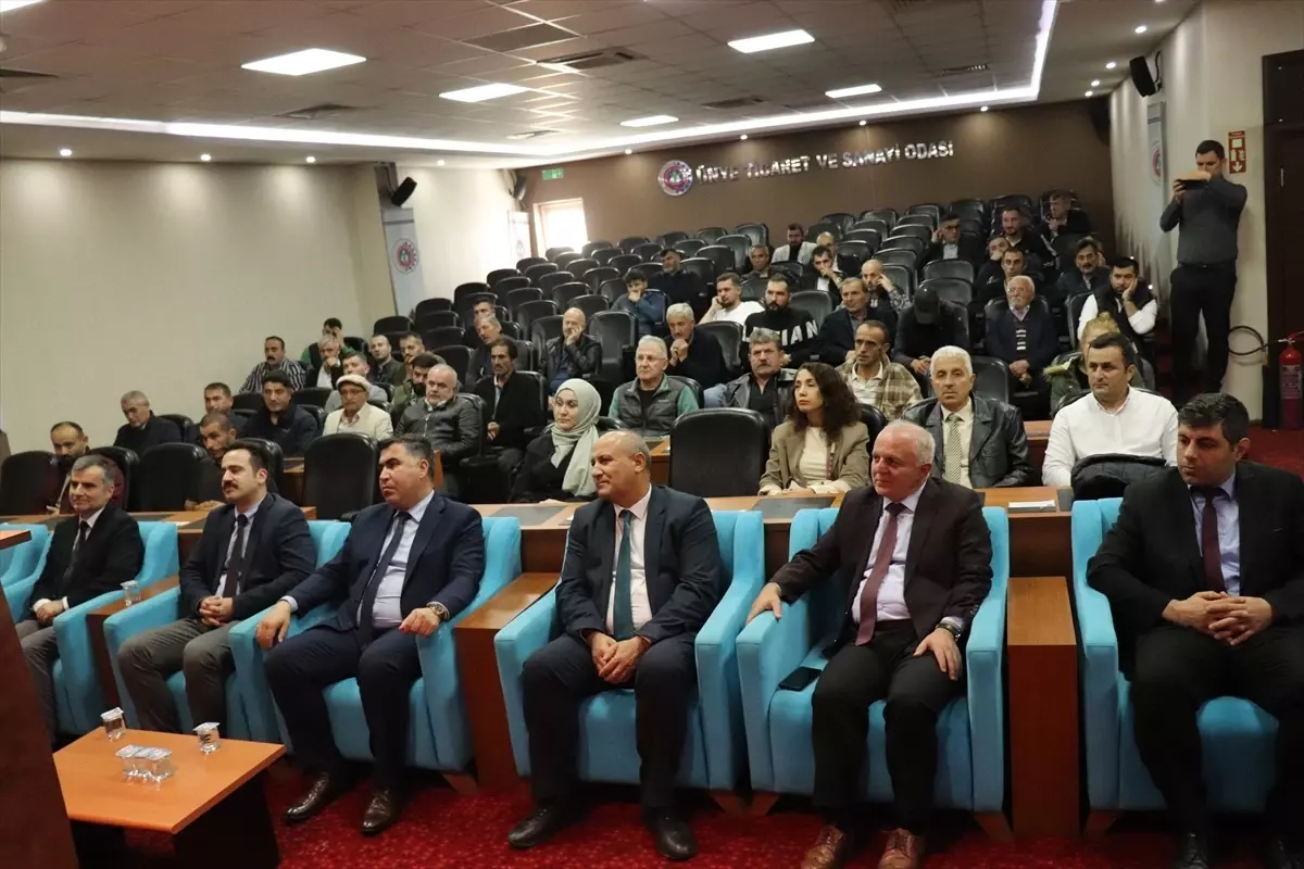 Ünye'de Aile İçi İletişim Semineri Düzenlendi