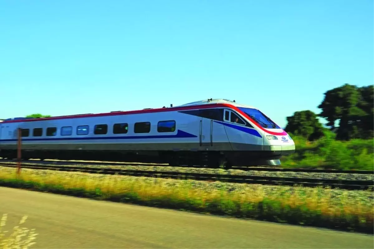 Yunanistan'da Demir Yolu Çalışanları 24 Saatlik Greve Gitti